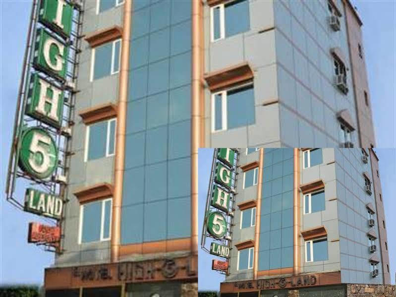 Hotel High 5 Land Делхи Екстериор снимка